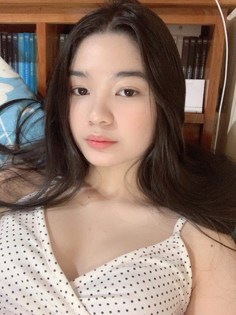 Anne - Mahinang Nilalang (4)