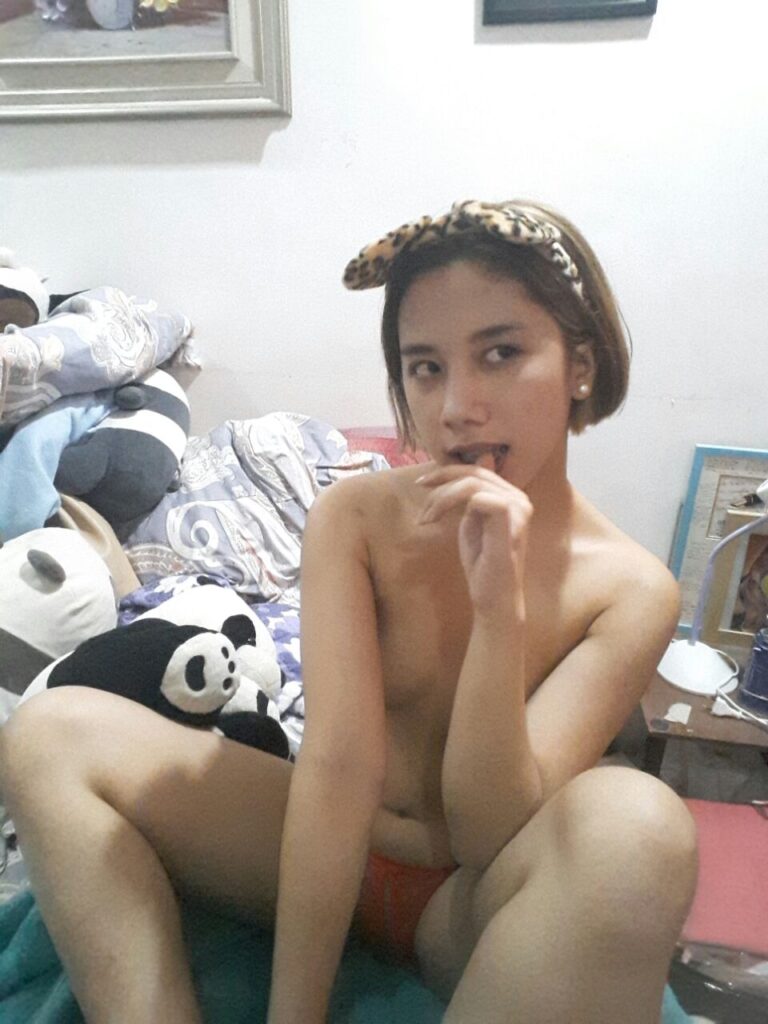 Glori M - Mahinang Nilalang (41)